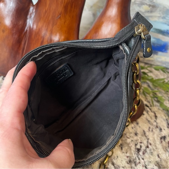 Fossil Leather Bag with Chain Strap - Picture 7 of 12